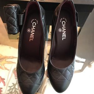 Chanel Leather Pumps